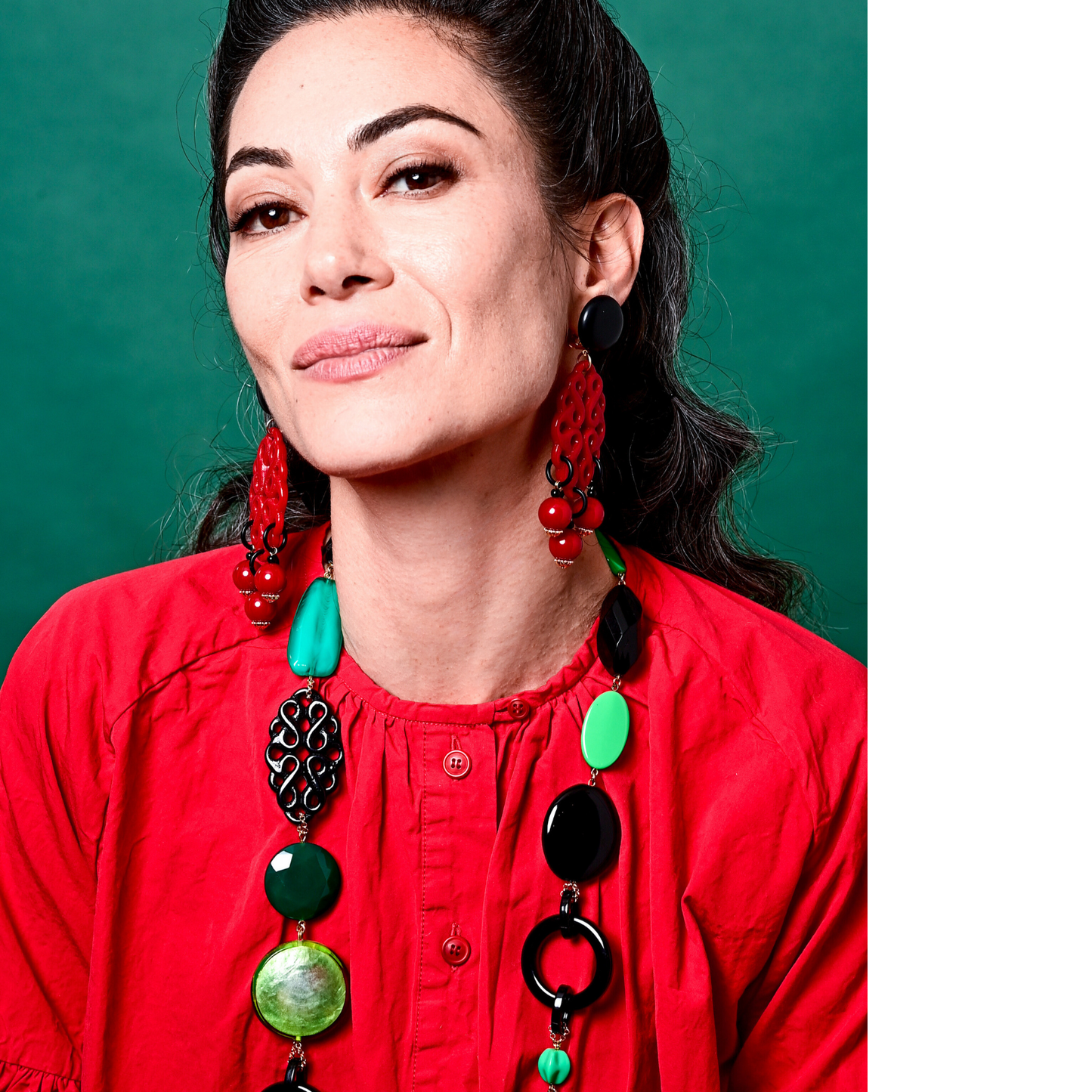 דנטל השלישי אדום