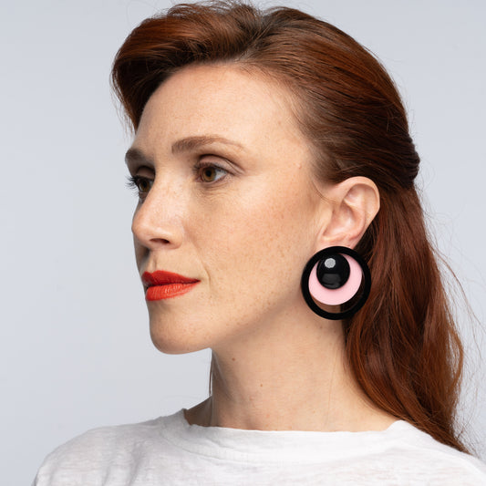 Saturn / Pink & Black