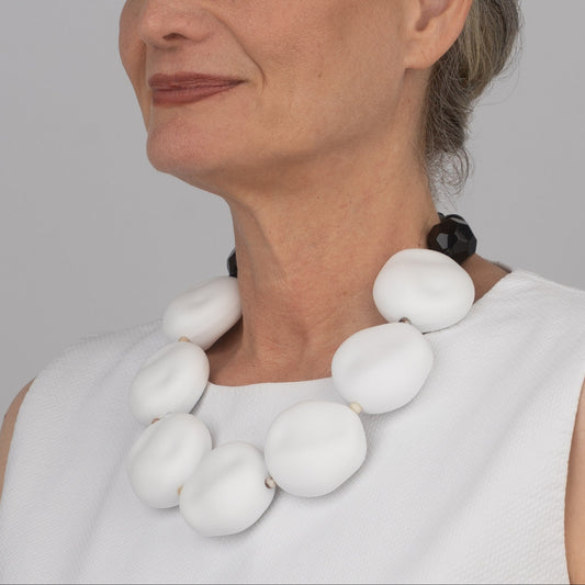 Sassi White