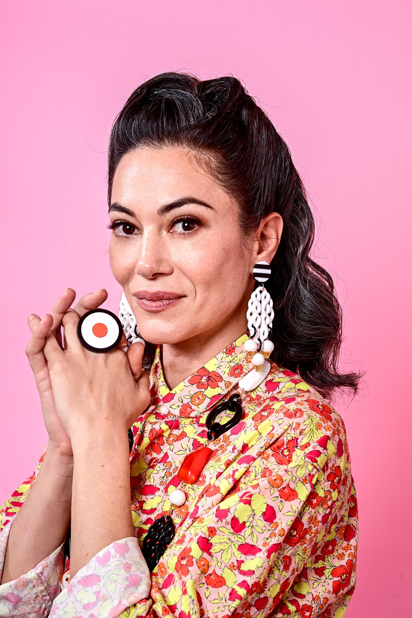 דנטל השלישי לבן