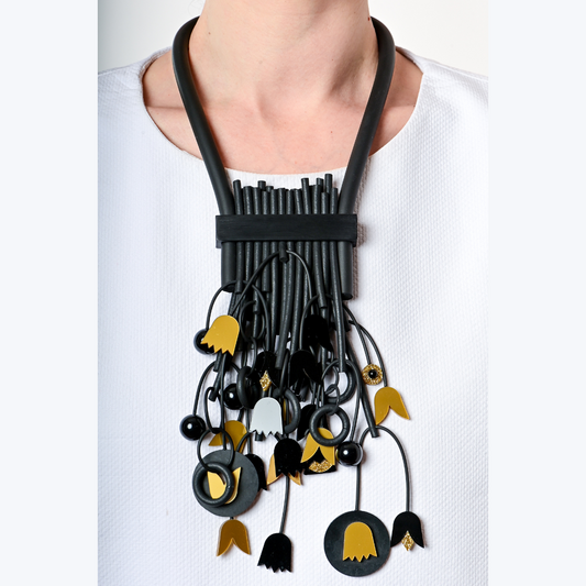 צבעונים סיקה שחור וזהב