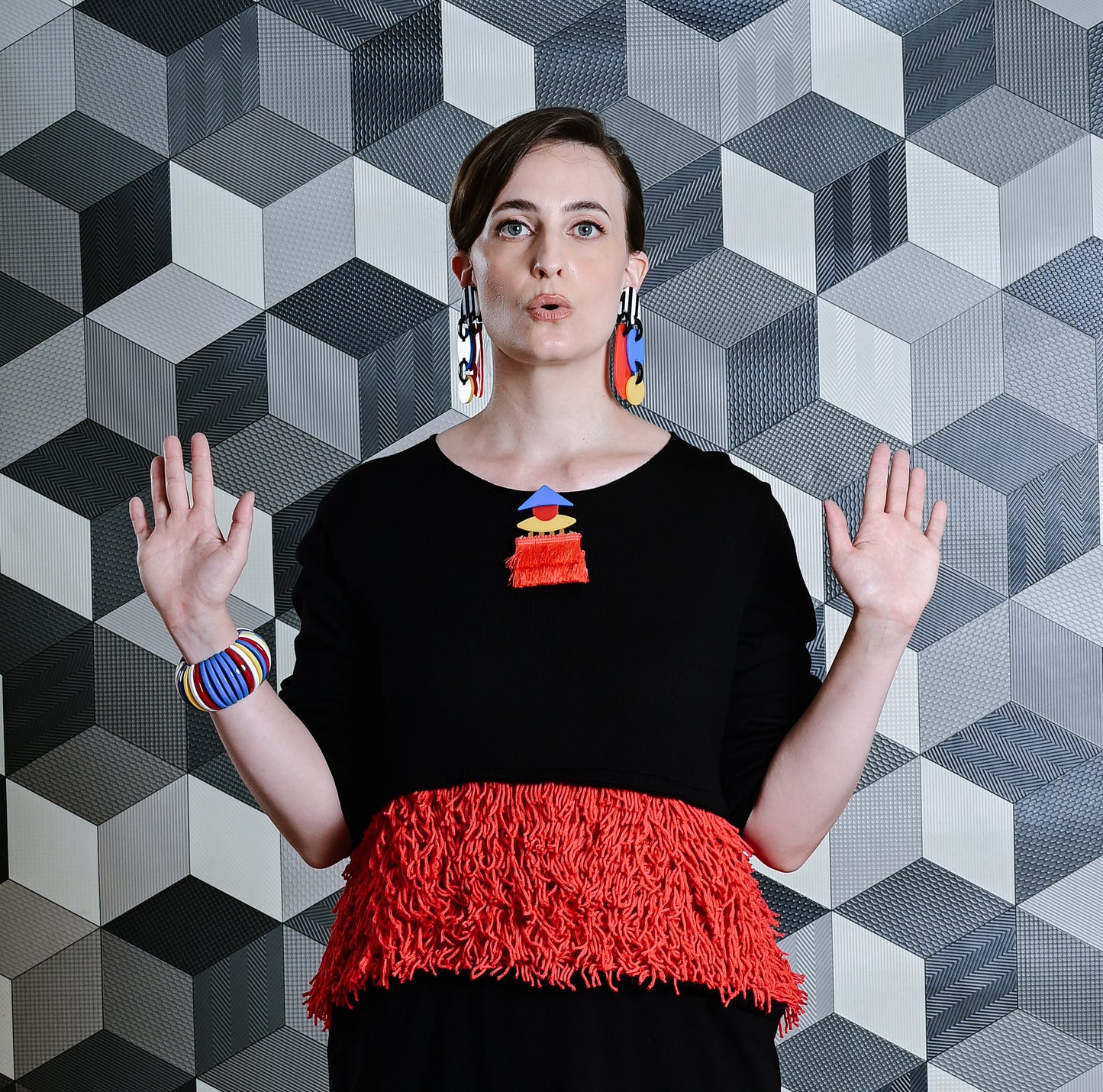 חצאית אדומה / וולו