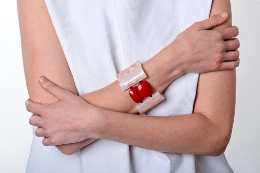 קוקה ורוד עם אדום