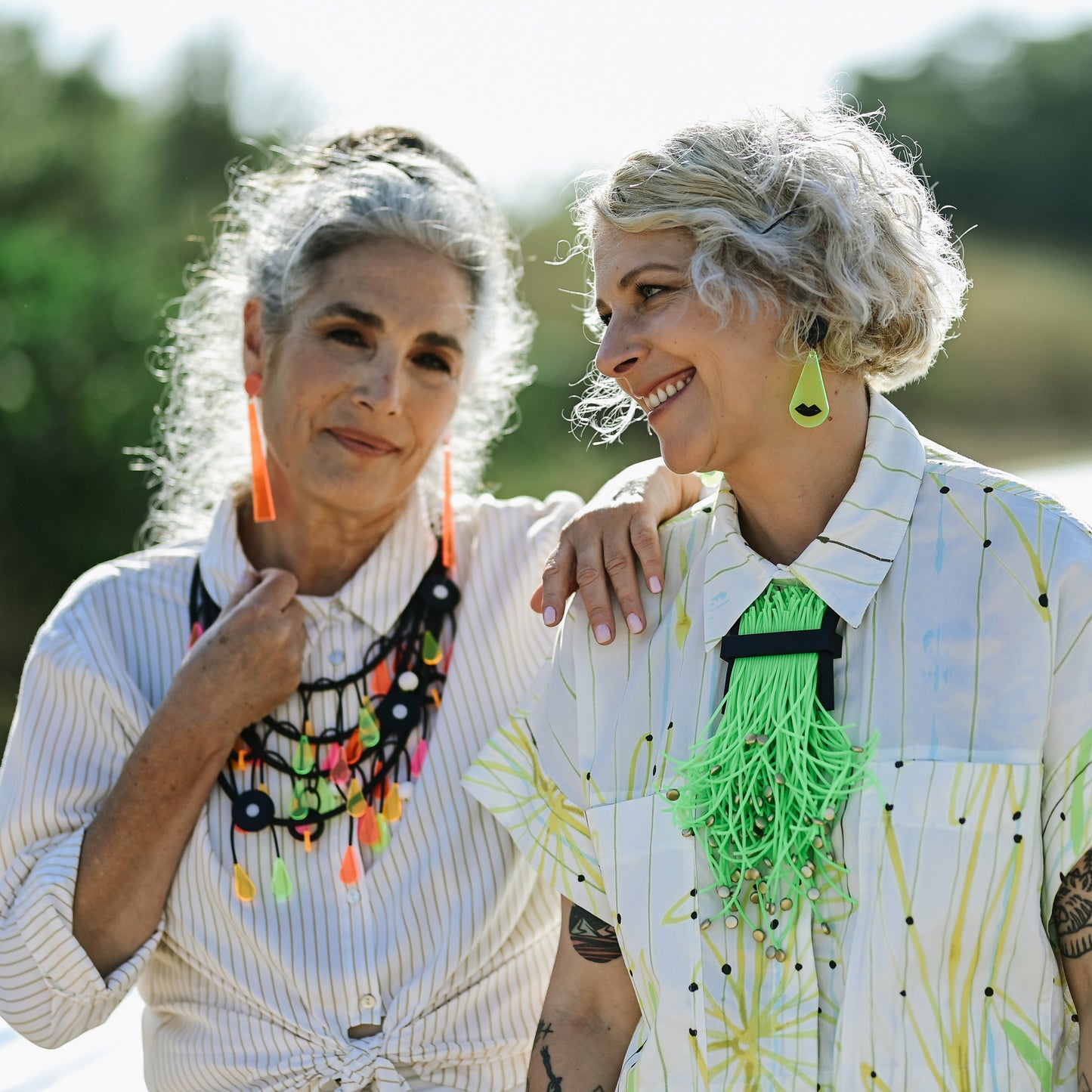 זיזי ירוק ניאון