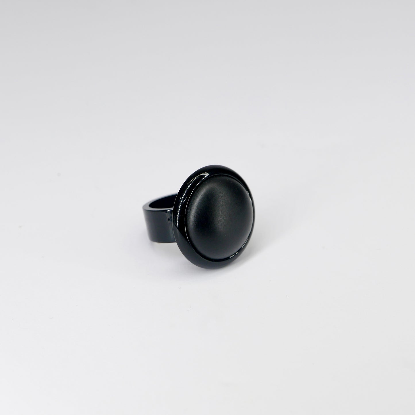 Ball Black Mat