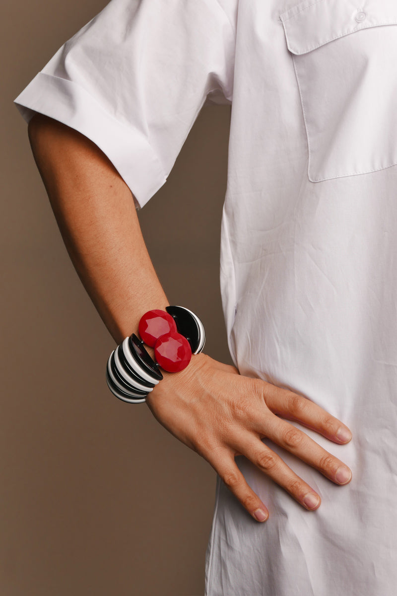 פוליה אדום שחור ולבן