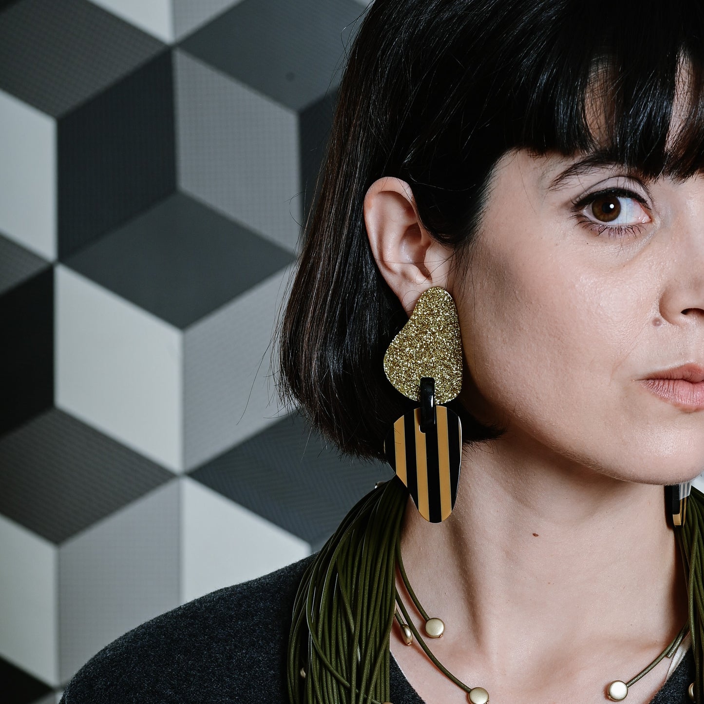 תאומים זהב ופסים