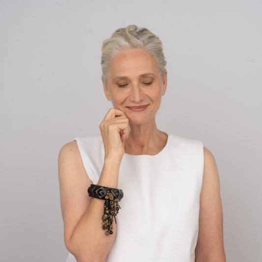 Meteorite Black & Gold