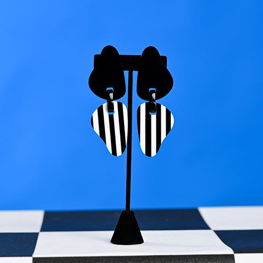 פסים שחורים/שחורים של תאומים